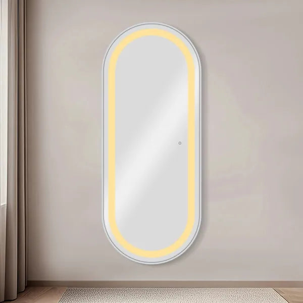 Moderner Friseur Bedienplatz mit mit Dimmer, LED-Beleuchtung, Friseurarbeitsplatz Bliss in warmweißer Lichtfarbe von Bliss.
