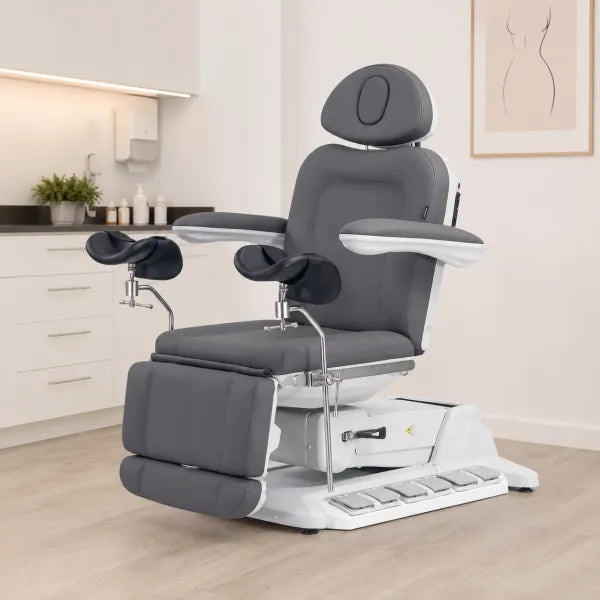 Elektrischer Gynäkologiestuhl SIMUS GYN mit 4 Motoren, Antigravity, Drehbar, 180 kg Belastbarkeit.