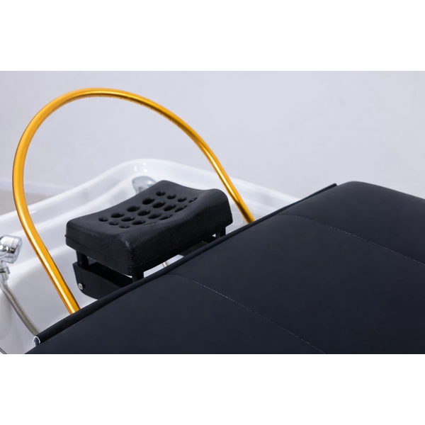 SIMPLY Head Spa Liege mit Keramikbecken – schwarze Behandlungsliege mit gelbem Schlauch für Kopfhaut-Wellness