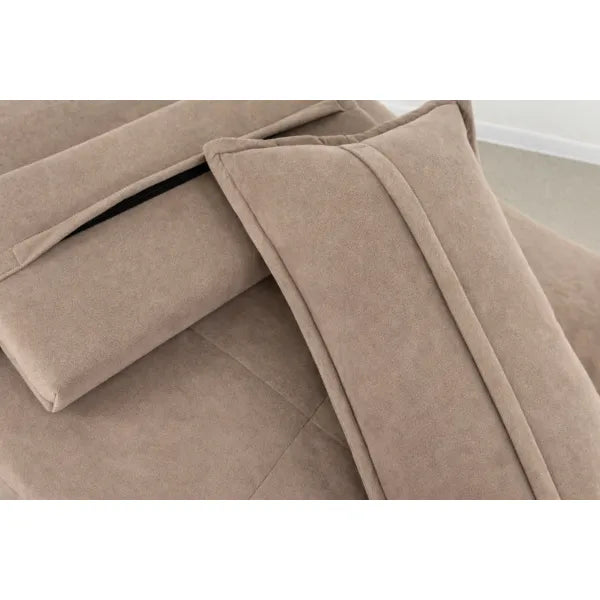 Nahaufnahme der beigen Bezüge einer elektrischen Kosmetikliege mit zwei Motoren und samtiger Polsterung.