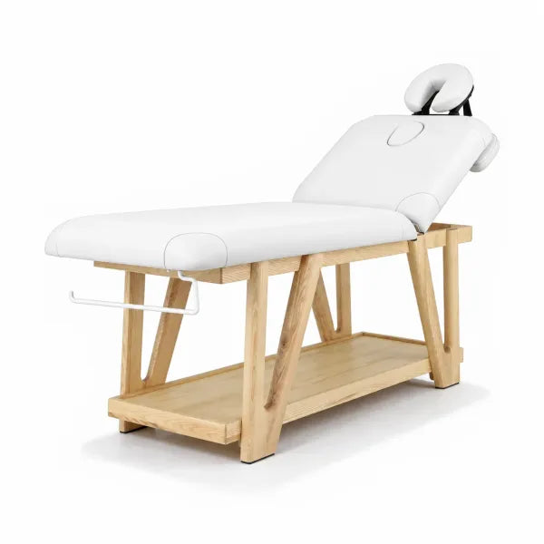 Holz-Massageliege mit 2-Zonen Polsterung und weißen Kopfteil für Spa & Kosmetik. Robustes Naturdesign mit Ablagefach.