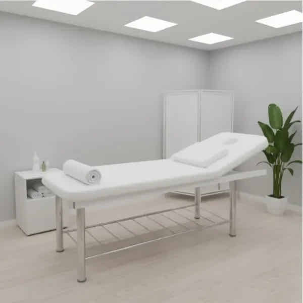 Kosmetikliege, Therapieliege Sirp, Behandlungsliege in Weiß - Professionelle Ausrüstung für SPA und Beauty-Zentren