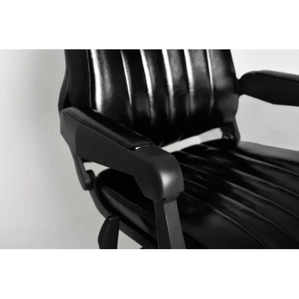 Luxuriöser Barber stuhl Kale-B in Schwarz, ideal für stilvolle Salons und Herrenfriseure. Eleganz trifft Funktionalität.