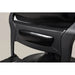 Luxuriöser Barber stuhl Kale-B in Schwarz, ideal für stilvolle Salons und Herrenfriseure. Elegante und funktionale Gestaltung.