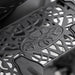 MAE-Logo auf Metallgitterdetail, Teil des Premium Friseur-Salon-Sets MAE Barberstuhl & MIDI Waschanlage.