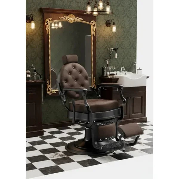 Barbershop-Set Premium: MAE Barberstuhl & MIDI Friseur Waschbecken in dunklem Vintage-Salon mit Goldrahmen-Spiegel.