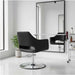 Friseurstuhl in Schwarz mit Avantgarde-Design, Luxuriöser Friseur stuhl Misty - Tiptop - Einrichtung