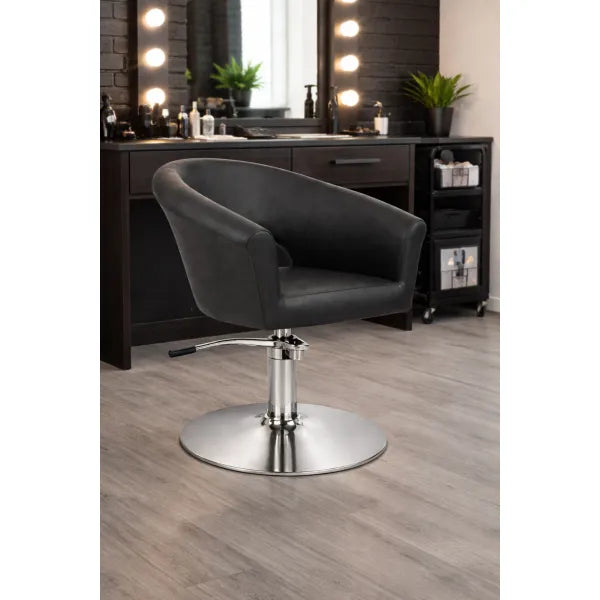 Friseurstuhl Cosmo – luxuriöser, eleganter Salonstuhl mit verchromter Basis und verstellbarem Hebel für Profis.