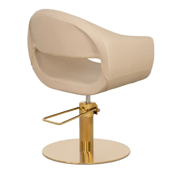 Beige Friseurstuhl GLAM mit moderner optik, komfortabler Polsterung und goldfarbener Premium-Hydraulik Basis für Salons.