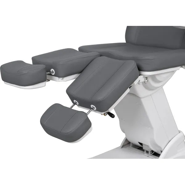 Komfortabler Fußpflegestuhl elektrisch mit 3 Motoren, ideal für Pediküre, Serenity bietet optimale Behandlungserfahrung.