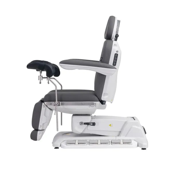 Elektrischer Gynäkologiestuhl SIMUS GYN mit 4 Motoren, Antigravity, Drehbar, 180 kg Belastbarkeit – Untersuchungsstuhl