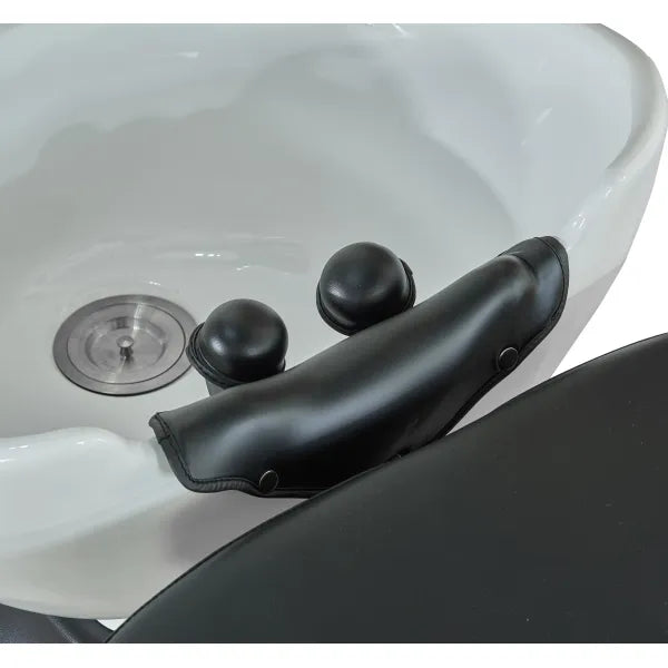 Headspa-Liege Satori mit weißem Waschbecken, schwarze Nackenstütze und Bolster im Spa-Setup