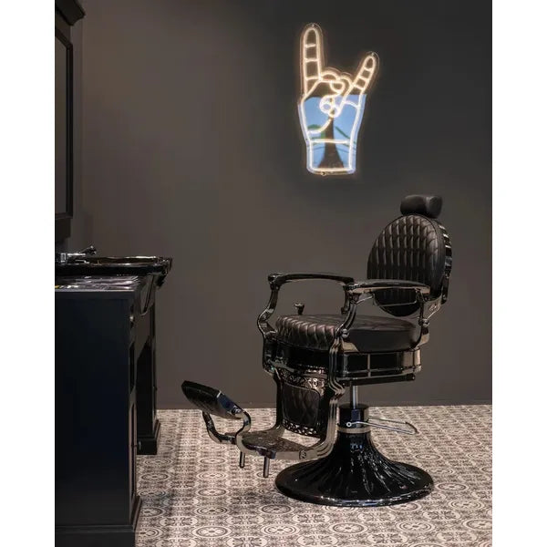 Luxuriöser Barber stuhl Kirk Bc in Schwarz, ideal für stilvolle Salons und Herrenfriseure.