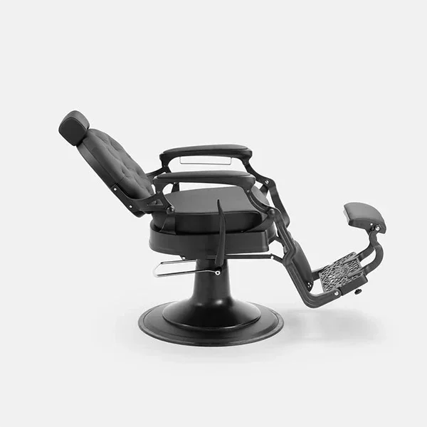 MAE Barberstuhl mit Fußstütze und Pedal – Profi Friseurstuhl aus dem Premium Friseur-Komplett-Set