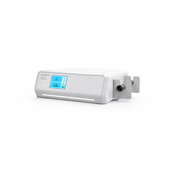 Weißes THOR MICRO Mikrodermabrasionsgerät mit Diamantspitzen und blauem Display.