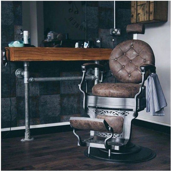 Herren Friseurstuhl – Vintage Clint in Braun - Tiptop - Einrichtung