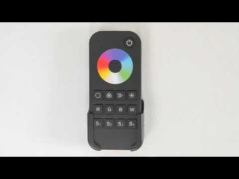 Elektrische Heizbare Behandlungsliege Bellum, 4 Motoren, LED, Rückenlehne 0–75°, Kopfstütze mit Gesichtsausschnitt in Weiß